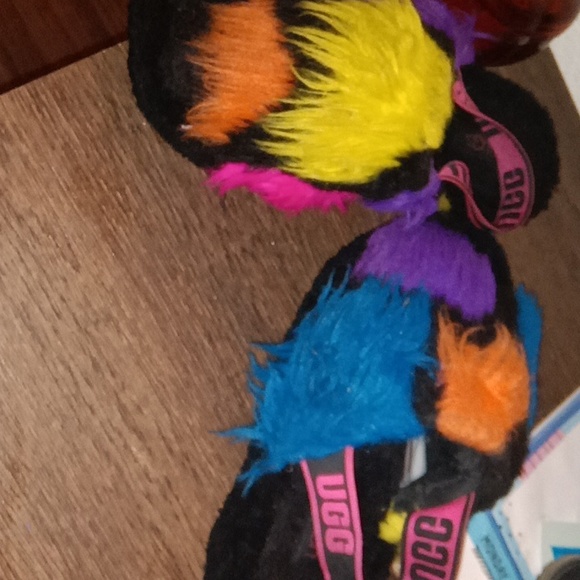 Shoes - Picture 2 of 2